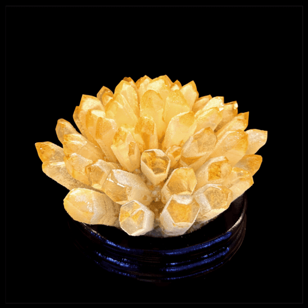 Tinh Thể Thạch Anh Vàng Nguyên Khối Tinh The Thach Anh Vang Nguyen Khoi
