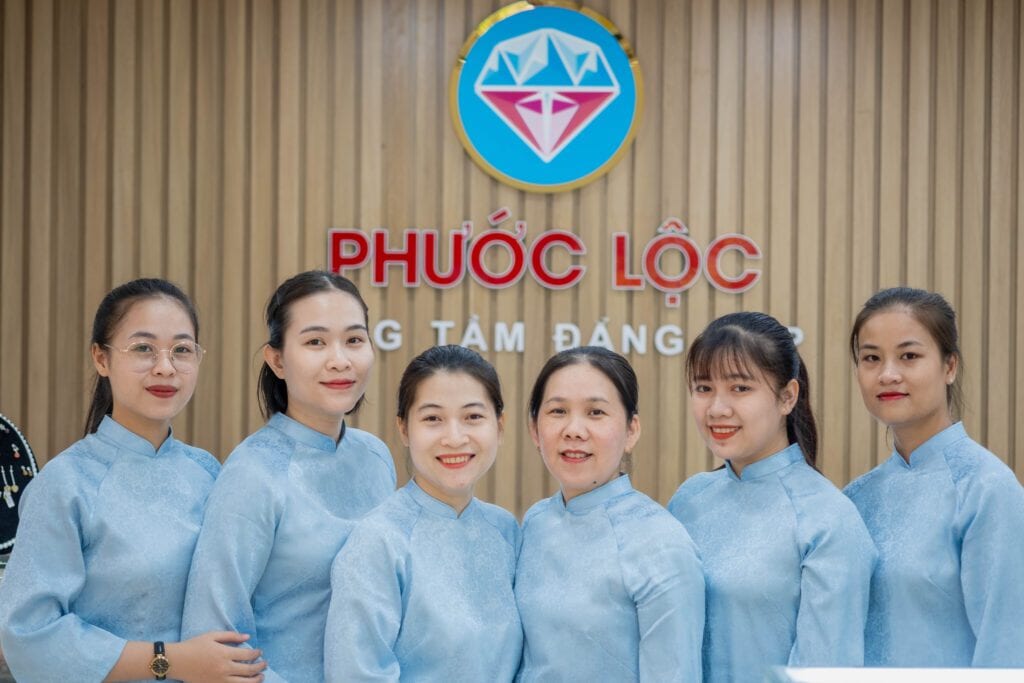 Tuyển dụng 1 tuyển dụng