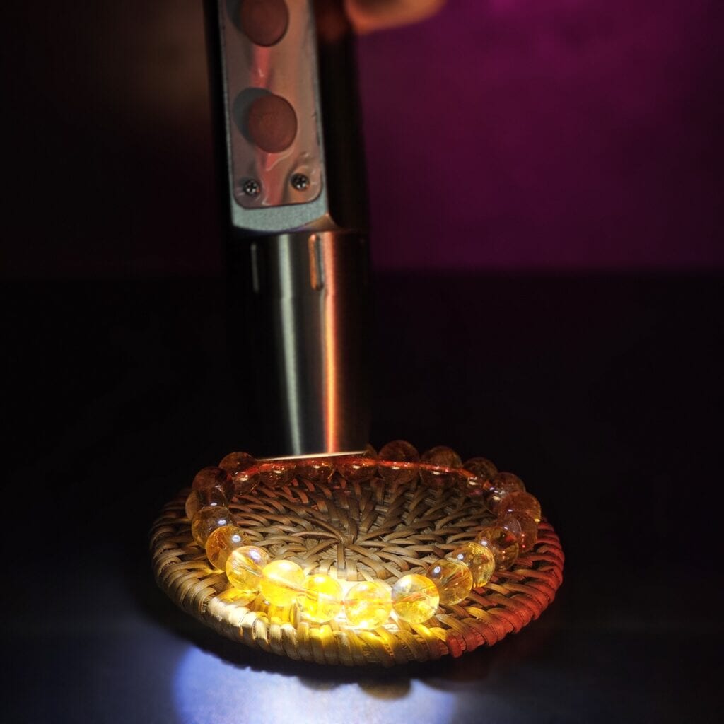 Thạch Anh Vàng hợp mệnh nào – Có thật sự giúp chiêu tài như lời đồn? 2 thạch anh vàng