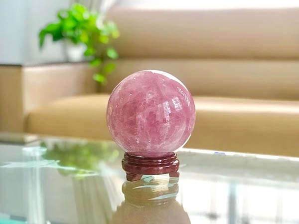 Ý Nghĩa Phong Thủy Của Thạch Anh Hồng - Gợi Ý Chọn Theo Cung Mệnh 4 thach anh hong