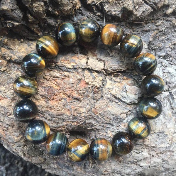 Vòng tay đá Mắt Chim Ưng – Biểu tượng của bản lĩnh, tầm nhìn và sức mạnh nội tâm 1 vong tay mat chim ung