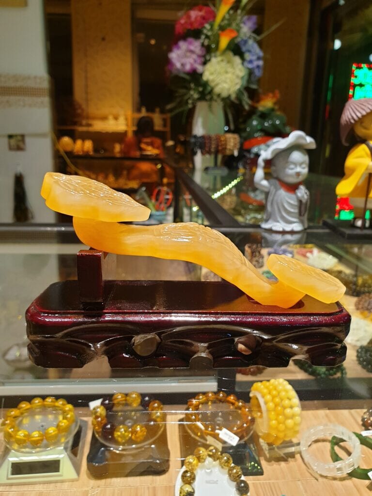 Gậy Như Ý Phong Thủy – Vật Phẩm Sang Trọng, Thu Hút May Mắn Năm 2025 1 gay nhu y